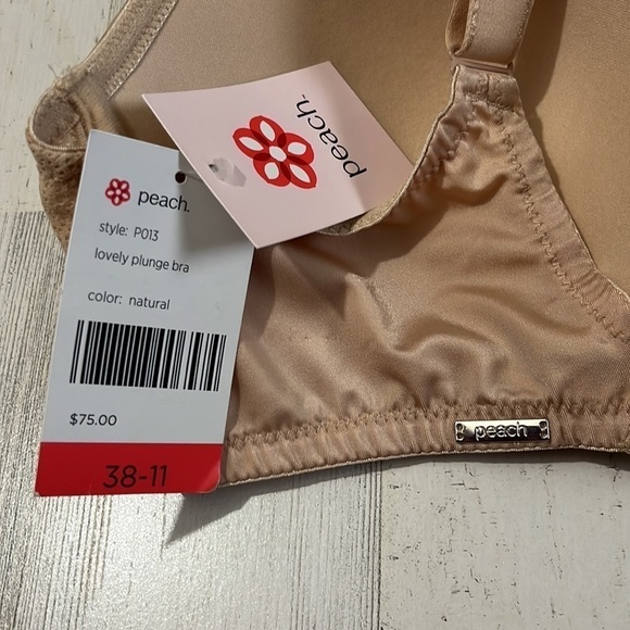 Peach Company Lovely Plunge Bra Size 38-11. 38D - Picture 5 of 9